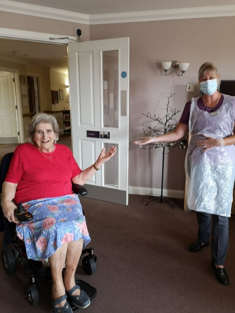 ‘Baking’ the world a better place - Framlingham care home heroes crowned